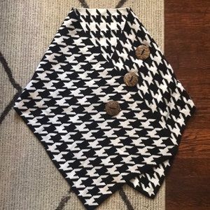 Katie Todd Houndstooth Convertible Scarf/Wrap, OS